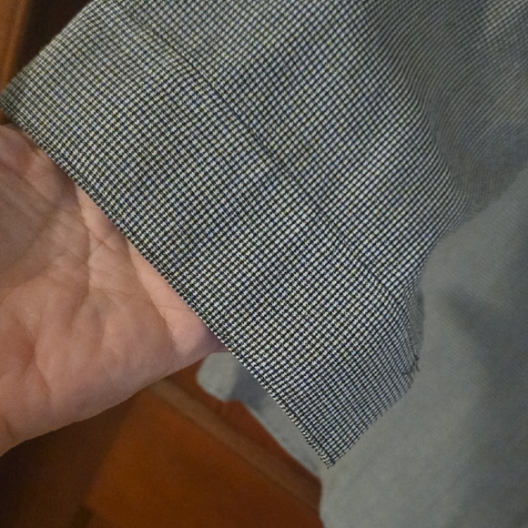 Christopher & Banks Buttondown Size Xl - Picture 4 of 5